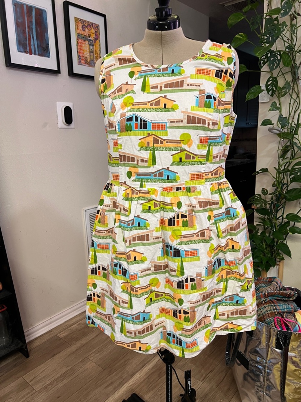 Retrolicious Pastel Green & Pink Patterned Top